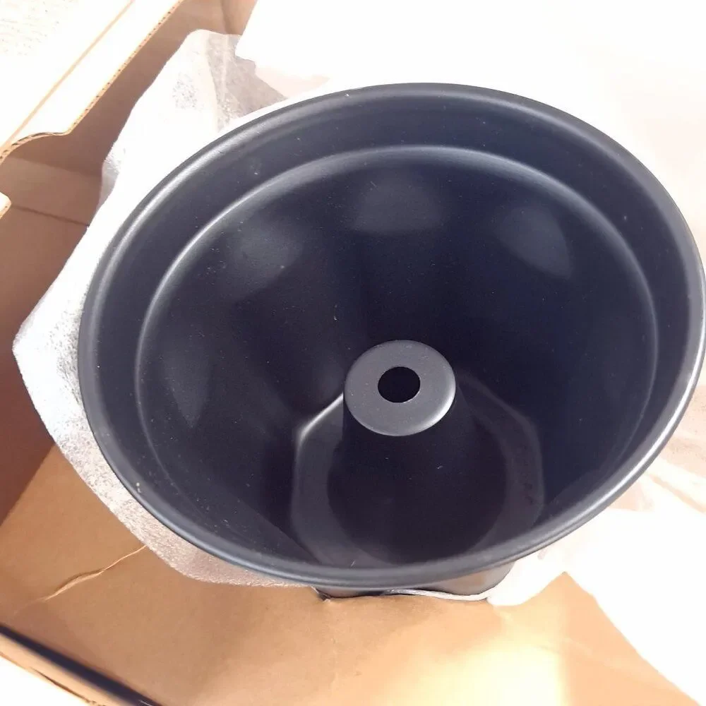 NEW Baker's Advantage Roshco Monkey Bread Pan‎ Vintage USA bakers black Steel